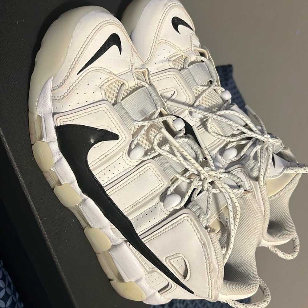 Nike Uptempo Sneakers